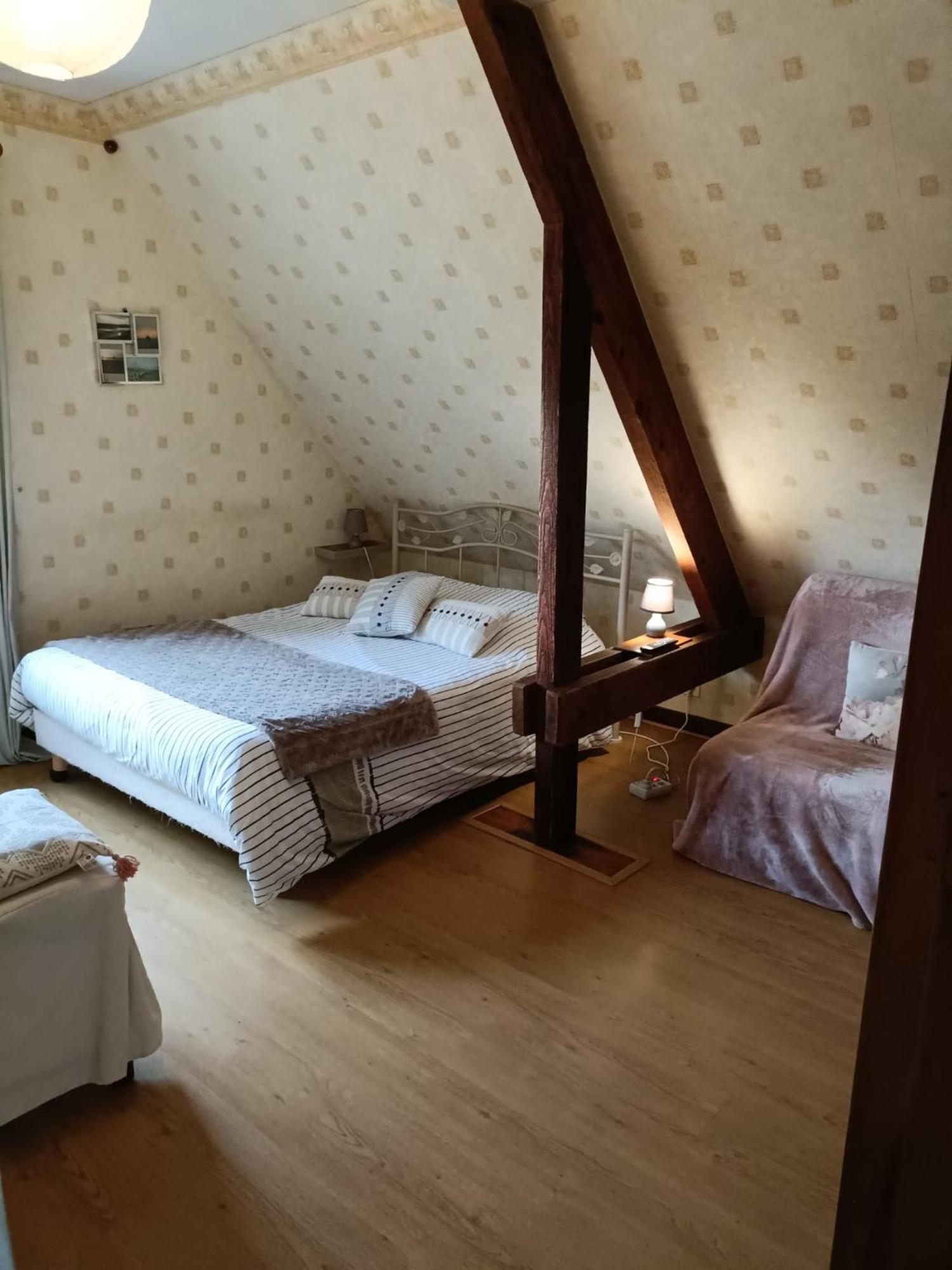 Maison D'Hotes Les Vallees Saint-Quentin-sur-le-Homme Exterior photo